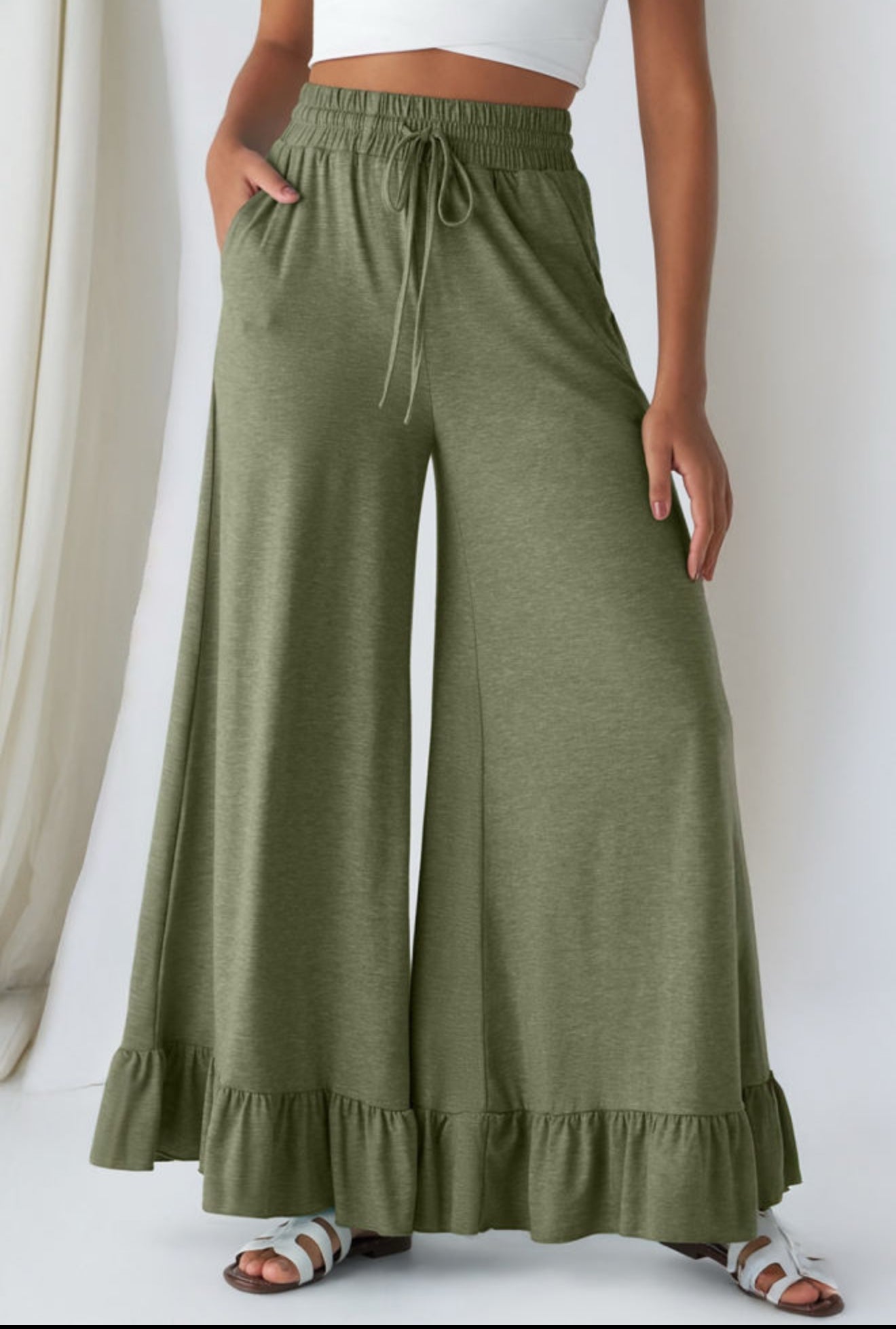 Jungle wide leg ruffle bottom pants